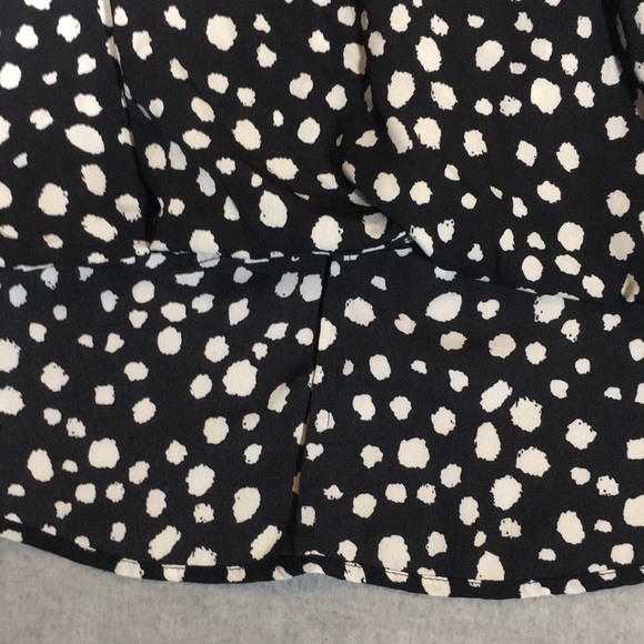 UMGEE Cross-Over Front w/Snap Dolmen Sleeve w/Feminine Ruffle HiLo Hem Oversized - Picture 10 of 16